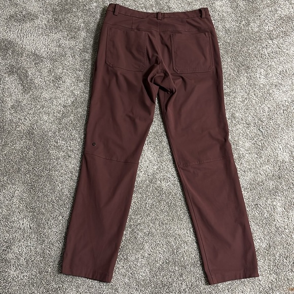 Men’s Lululemon ABC Pant Maroon 32 x 32 - Picture 3 of 8